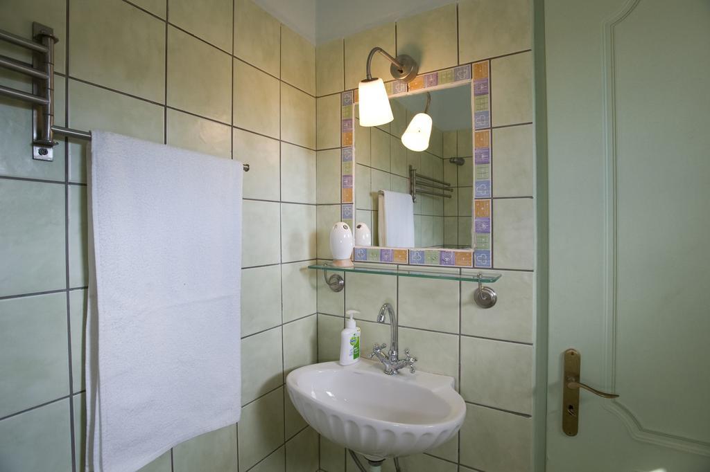 Benos Tower Villa Tsikkalia Bagian luar foto